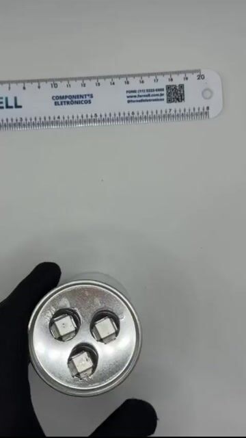 Vídeo de Capacitor De Partida 45uF+3uF 440V 55x105mm (Fast-on)