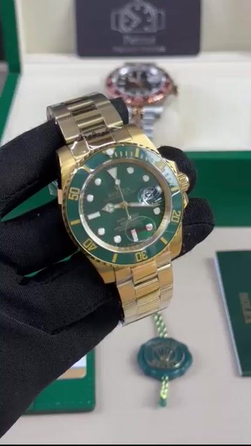 Video de Submariner 40mm - AÇO DOURADO/MOSTRADOR VERDE
