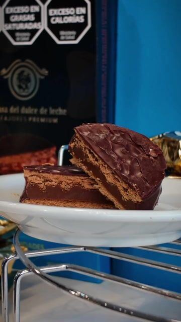 Video de Caja de Alfajores Premium Negro (6 Unidades)