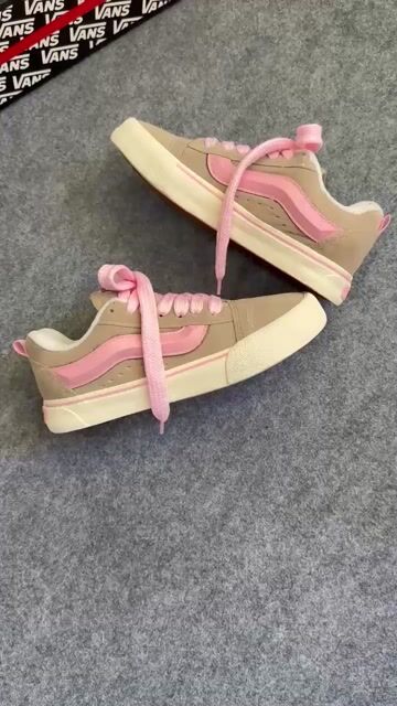 Video de Vans Knu