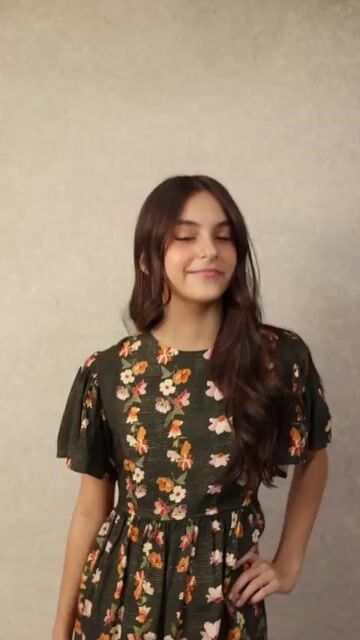 Video de Vestido em Viscose Emanuella 8795