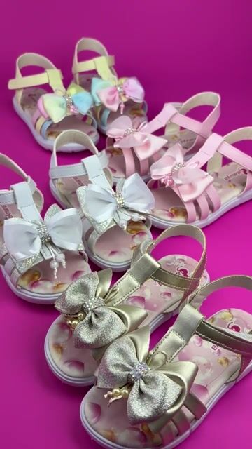 Video de Kit Sandália Rasteirinha Bolsa Infantil Menina Dourado Laço Brilho Festa Dourado