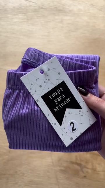 Video de Calça Legging Infantil Brilhante Lavanda
