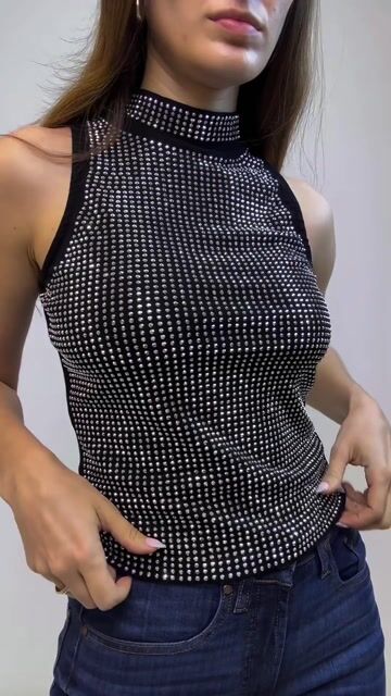 Video de Musculosa Anya