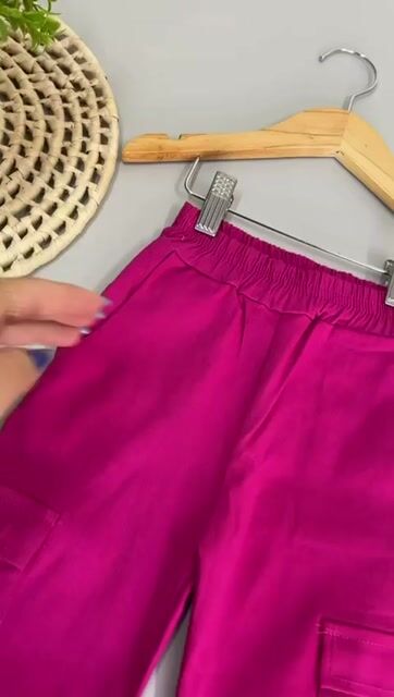 Vídeo de Calça Cargo Infantil Feminina Moda Blogueirinha Mini Diva