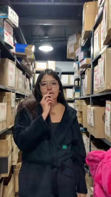 Video de Bata Icarus Manga Larga Con Capucha Plush Peluche Lisa Mujer Art.120