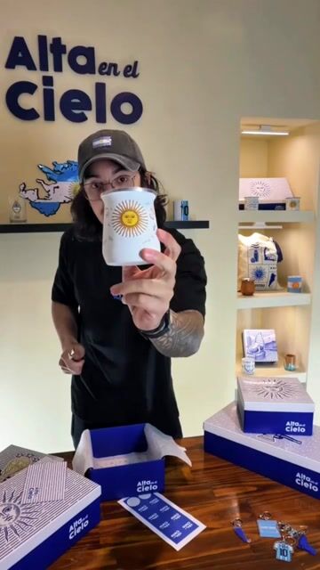 Video de Mate de Acero + Totebag + Bombilla de regalo