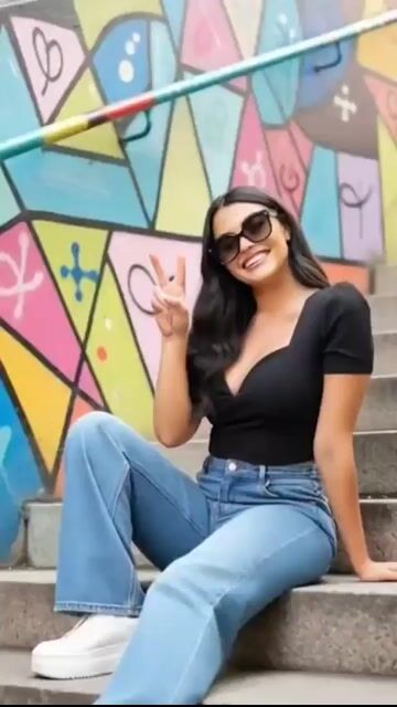 Video de Blusa Cropped Top Decote Coração Manga Princesa Básico Suplex Bojo