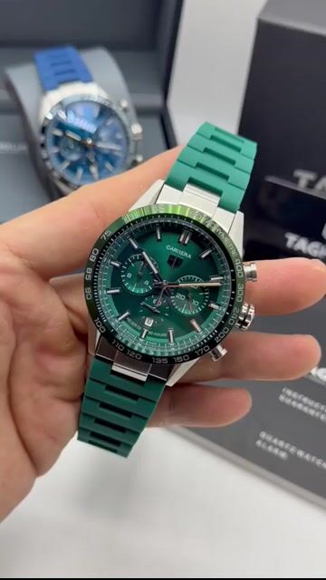 Video de TAG Heuer Carrera 44mm - AÇO/MOSTRADOR VERDE - SILICONE