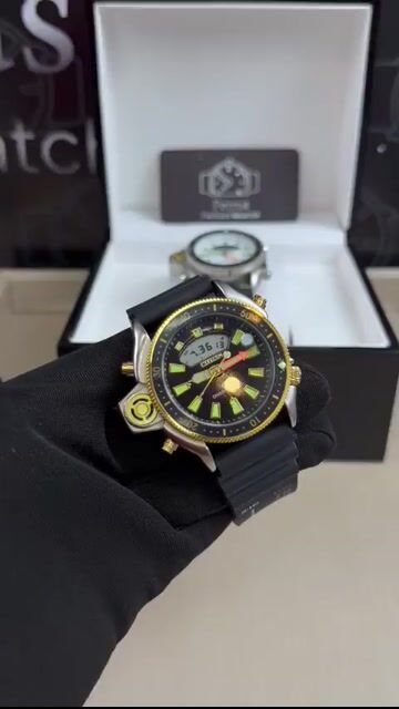Video de Citizen Promaster Aqualand 39mm - AÇO COM DOURADO/MOSTRADOR PRETO - SILICONE