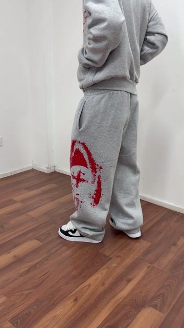 Video de Pantalón baggy Saint ojo