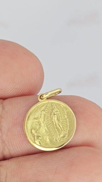 Video de Dije Oro 18k Medalla Virgen De Lourdes 12,4 Mm Rbt - C2397