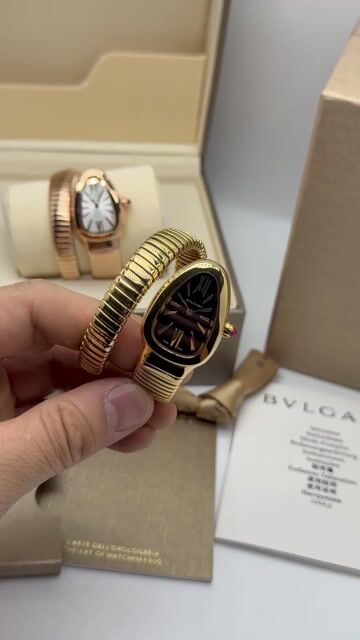 Video de Bvlgari Serpenti Tubogas 33mm - AÇO DOURADO/MOSTRADOR PRETO