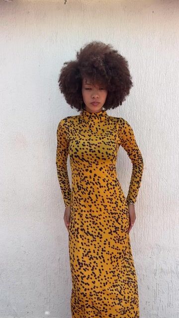 Video de Vestido confetti amarillo