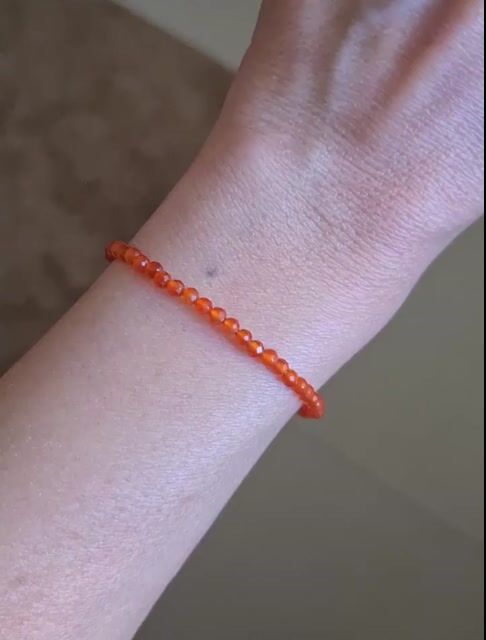 Vídeo de Pulseira Essência - Cornalina