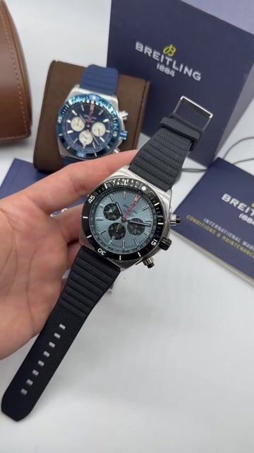 Video de Breitling Super Chronomat 44mm - AÇO/MOSTRADOR AZUL - SILICONE