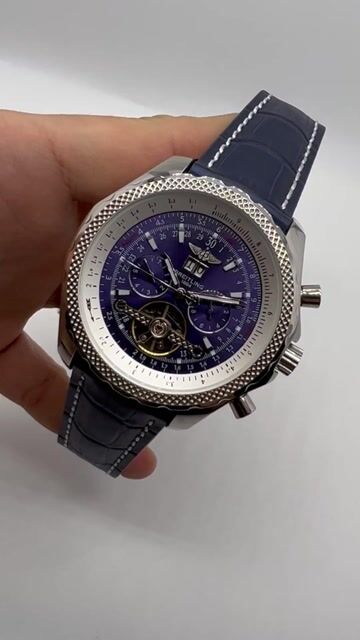 Video de Breitling Navitimer Tourbillon 42mm - AÇO/MOSTRADOR AZUL - COURO
