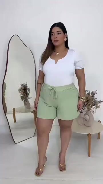 Video de Short Amplo Plus Size Cintura Alta com Amarração