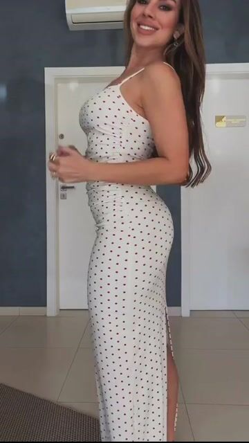 Video de VESTIDO LONGO STELLA MARIS POA