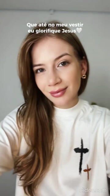 Vídeo de Camiseta Oversized Cristã "Encontrado Por Graça" Streetwear Gospel