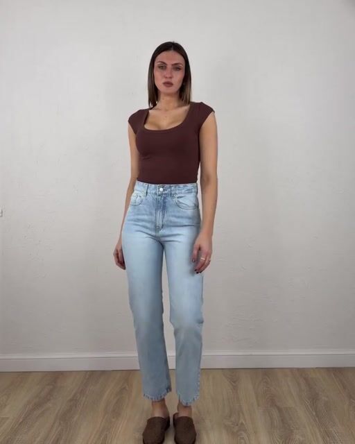 Video de Amélie • ropa y accesorios