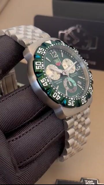 Video de TAG Heuer Fórmula 1 42mm - AÇO/MOSTRADOR VERDE