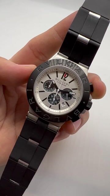 Video de Bvlgari Diagono Titanium Chronograph 44mm - AÇO/MOSTRADOR BRANCO - SILICONE