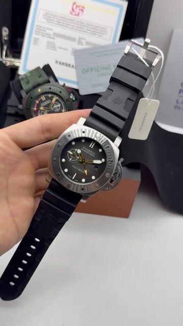 Video de Panerai Submersible GMT Navy SEALs 44mm - AÇO/MOSTRADOR PRETO - SILICONE