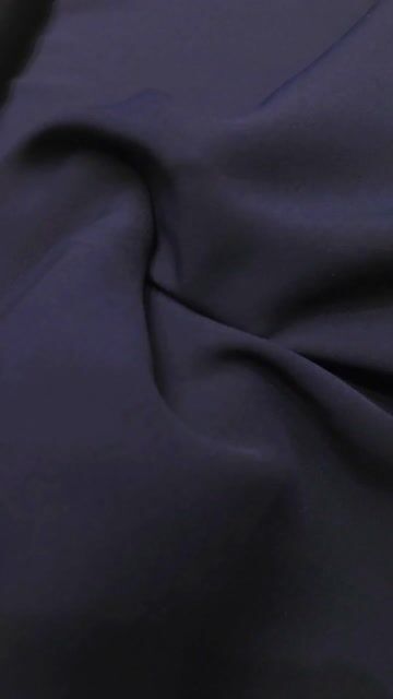 Video de SASTRERO MOSCHINO NAVY