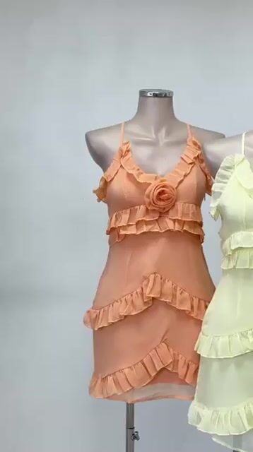 Video de Vestido Elegante Curto Flor