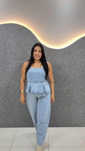 Video de Conjunto Feminino Jeans Top e Calça