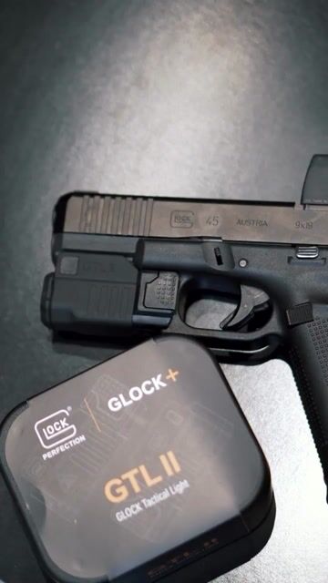 Vídeo de Lanterna Tática GLOCK GTL II