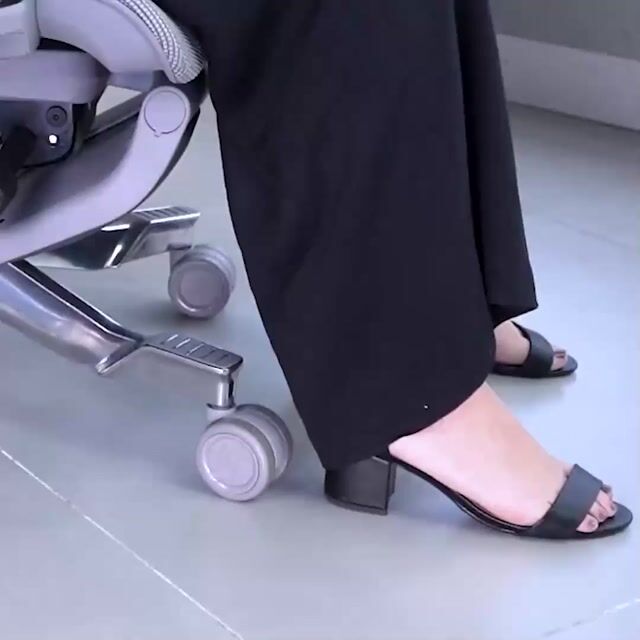 Video of DT3 Azzera Ergonomic Office Chair