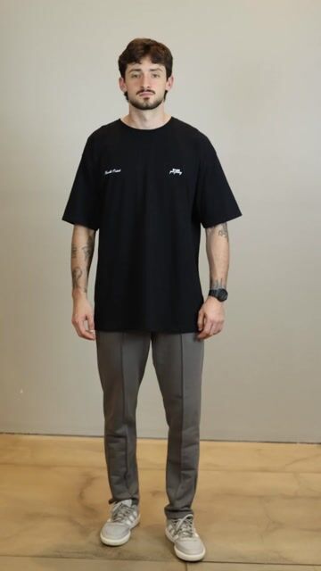 Vídeo de Camiseta Manga Curta Masculina Oversized Trust Gandhi