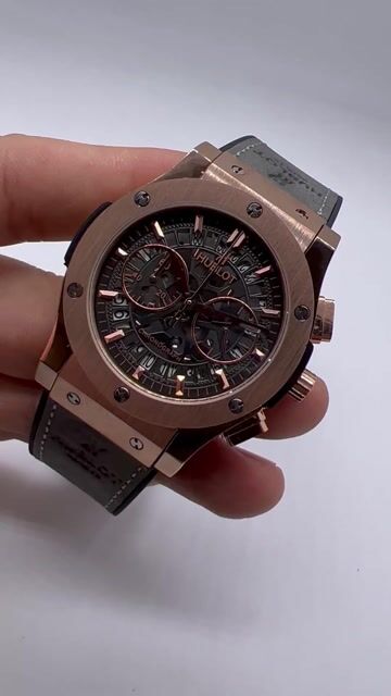Video de Hublot Classic Chrono 45mm - AÇO ROSE/MOSTRADOR SKELETON PRETO - SILICONE E COURO