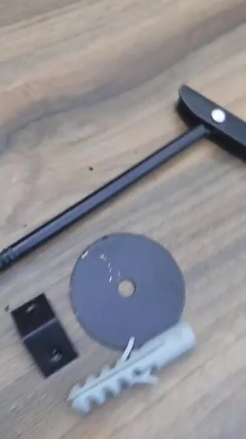Video de TRABA PARA POSTIGON LARGO VENTANA HIERRO NEGRO COD: 56042