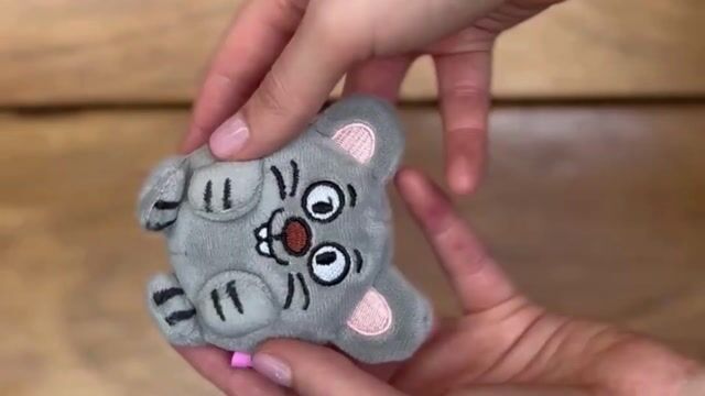Video de JUGUETE DE CATNIP PRESAS | RATÓN RAMÓN