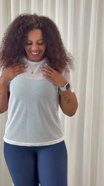 Video de Blusa Aura Breeze