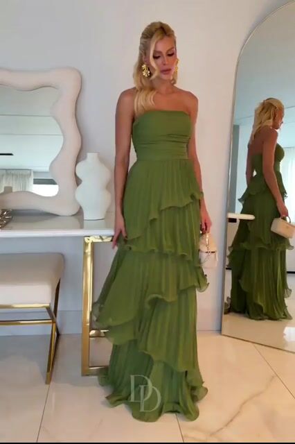Vídeo de Doll Dress - Vestidos de Festa 