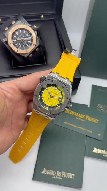 Video de Audemars Piguet Offshore 42mm - AÇO/MOSTRADOR AMARELO - SILICONE