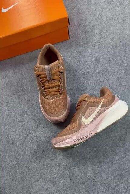 Video de Nike Pegasus 42