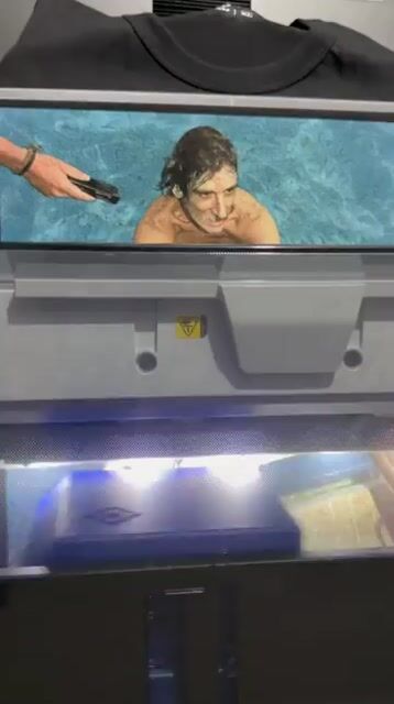 Video de Remera Charly Garcia Piscina Musica