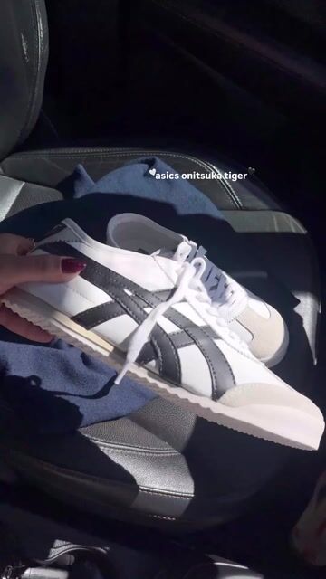 Video de Tênis Casual Retrô Tiger Couro Legítimo