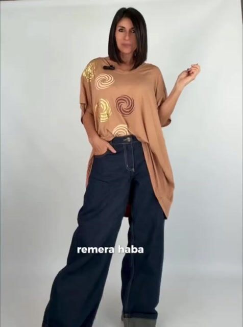 Video de Remera Ava modal y viscosa