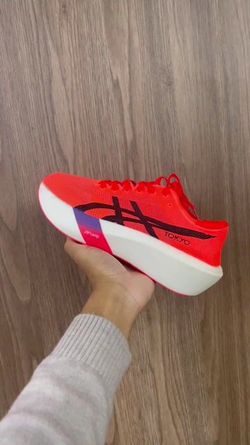 Vídeo de MT Sneakers | Site Oficial
