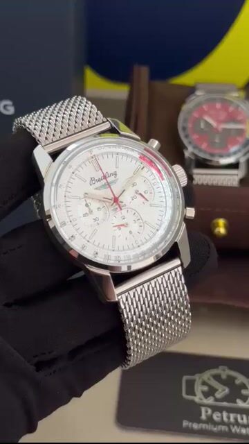 Video de Breitling Top Time B01 Ford Thunderbird 41mm - AÇO/MOSTRADOR BRANCO