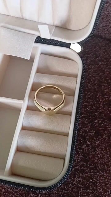 Vídeo de Anel Coração Liso Banhado a Ouro 18k tamanho 20