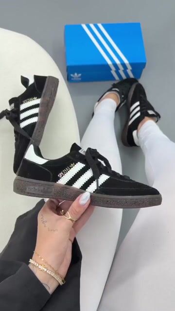 Video de Adidas Handball Spezial - Couro Legítimo