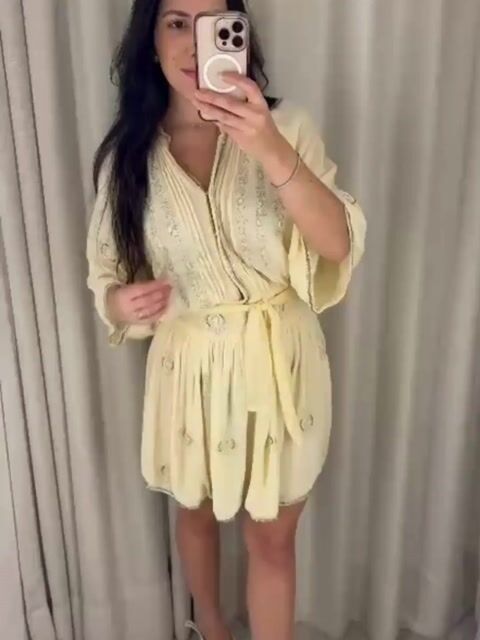 Video de Vestido Adrianna Miliani - Bege - Tam P