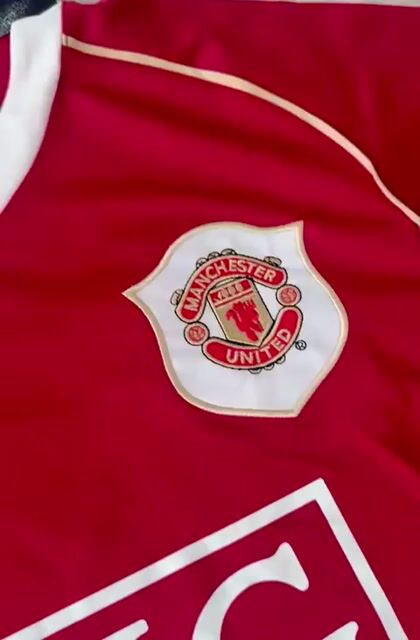 Video de CAMISETA MANCHESTER UNITED 2006/07 TITULAR RONALDO 7